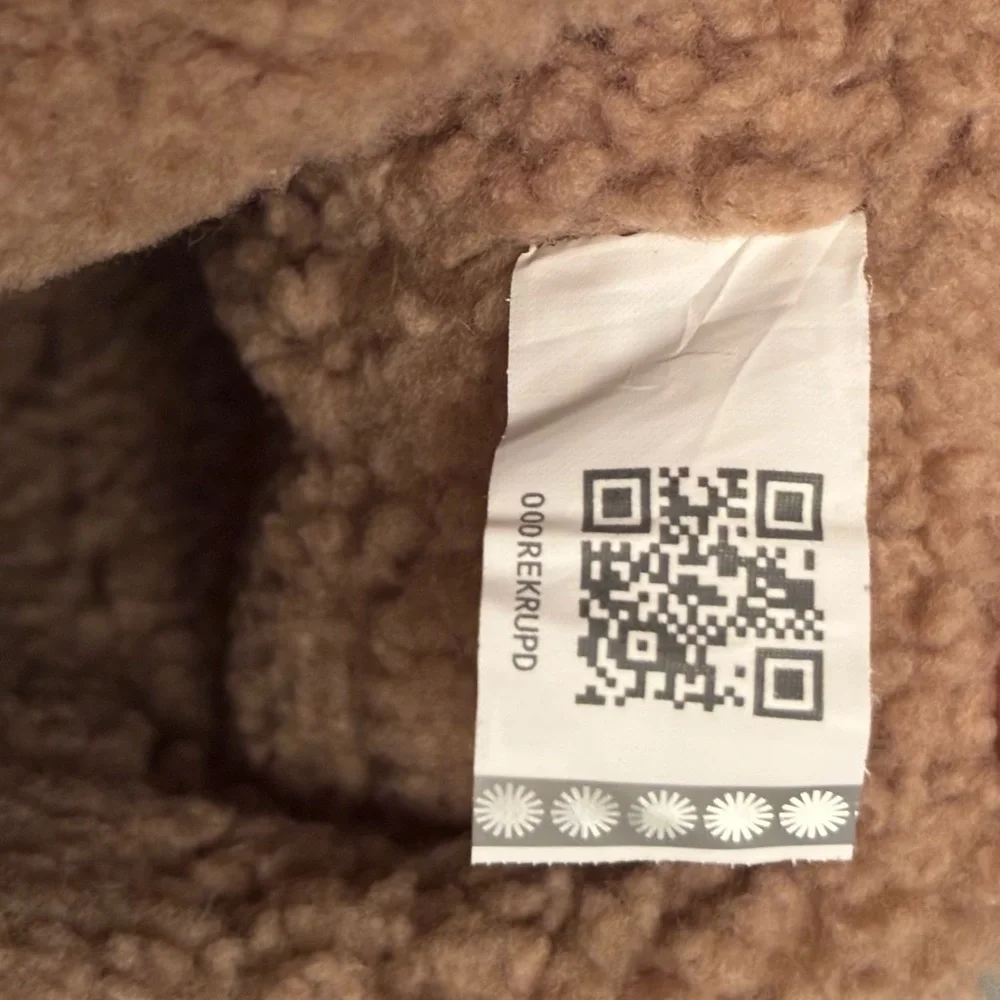 LIKE NEW UGG PLATFORM “BELOW THE KNEE” LEATHER & SHEEPSKIN BOOTS  SZ 8.5 - Picture 10 of 12